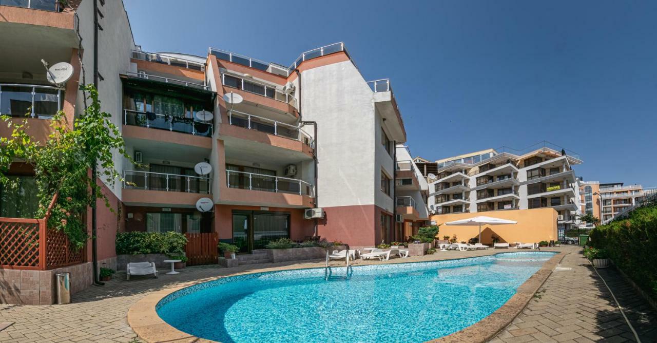 Apartment The Monkee Sveti Vlas